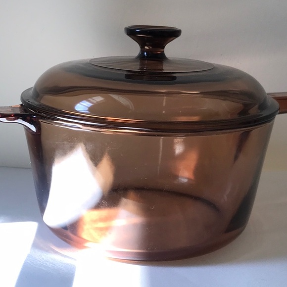 Vision Corning 2.5 L Pot w handle and lid - Picture 2 of 8